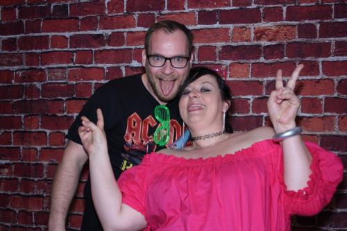 2024-04-06 220813812