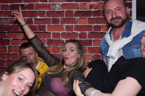 2024-04-06 235246930